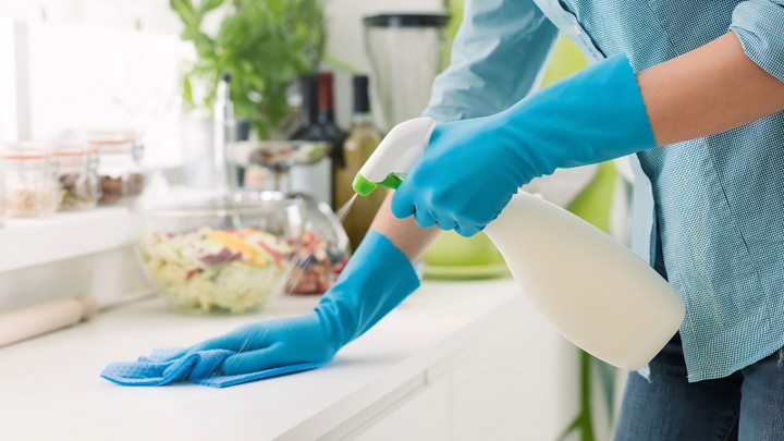 Cách diệt gián, đuổi gián khỏi nhà tận gốc ai cũng làm được 3 Dọn dẹp nhà cửa sạch sẽ nhất là phòng bếp là cách hiệu quả để đuổi và ngăn ngừa gián quay trở lại