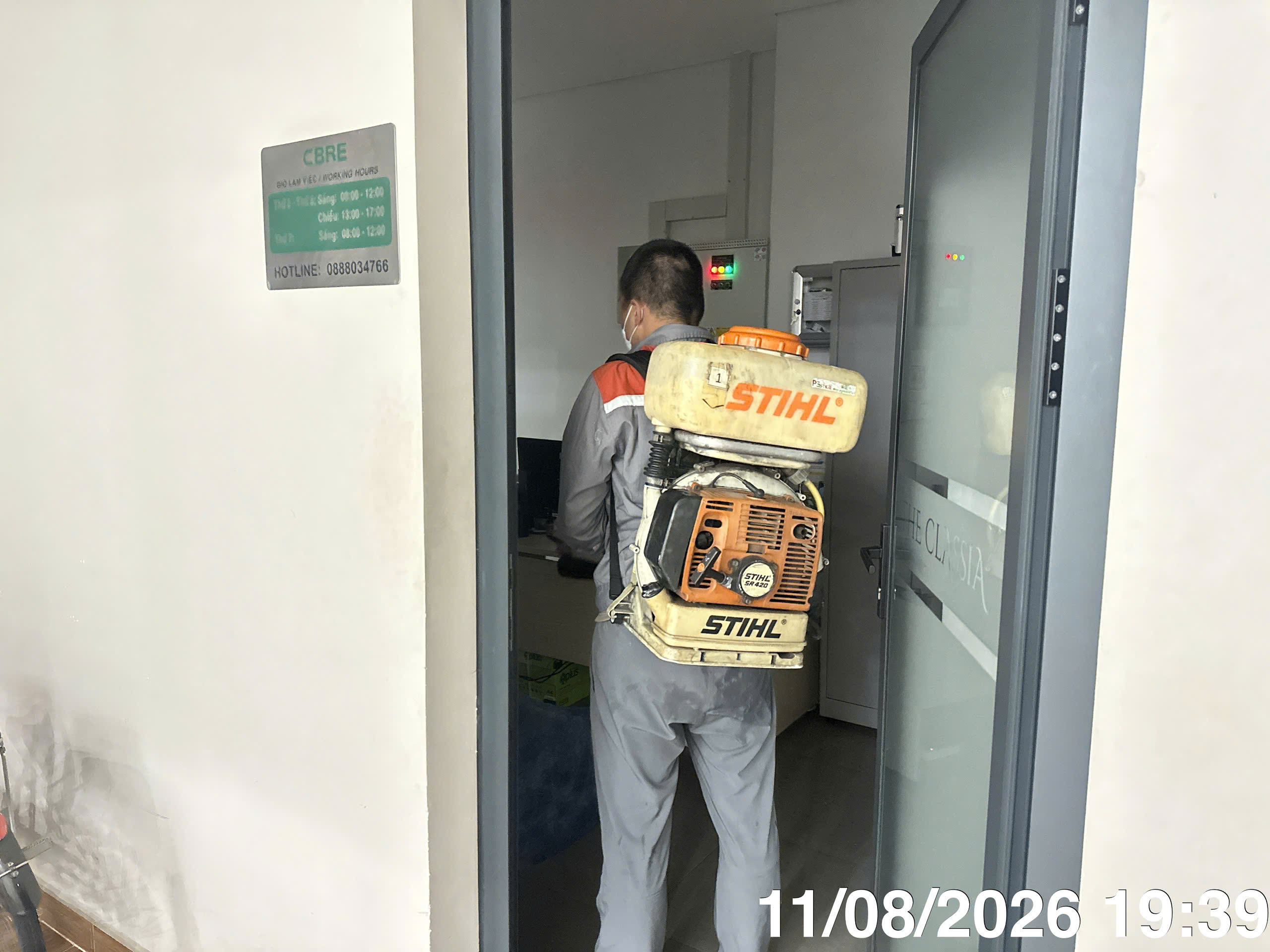 Lắp đặt trạm bả sinh học Xterm trực tiếp lên đường mui mối không cần đục phá nền nhà