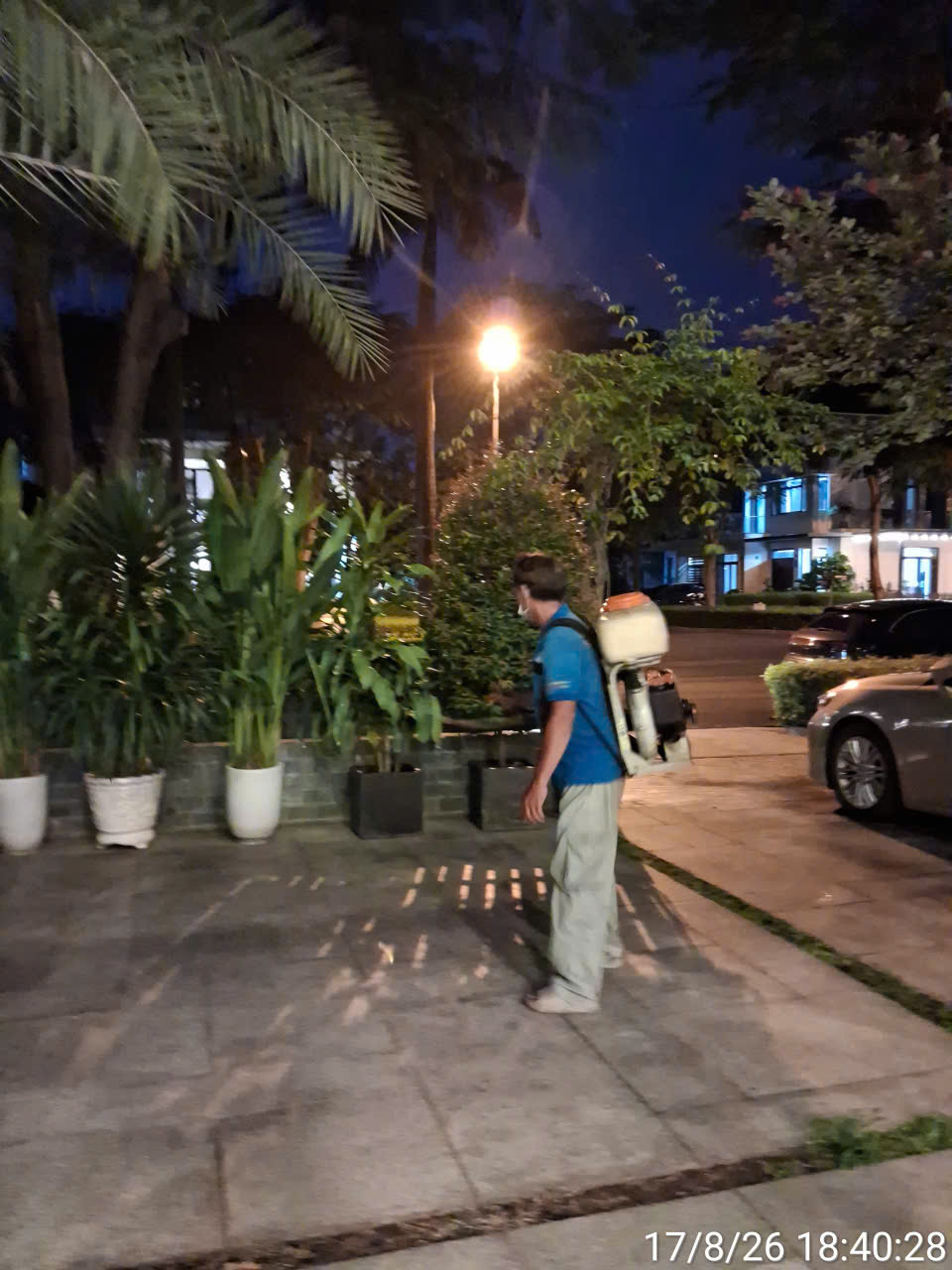 Kỹ thuật viên phun thuốc diệt côn trùng chuẩn IPM 6